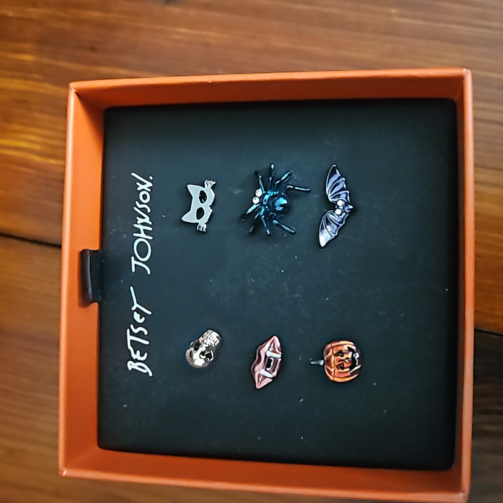 Betsey Johnson Halloween Earring Set
